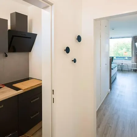 Im Herzen Von Mit Parkplatz شقة *